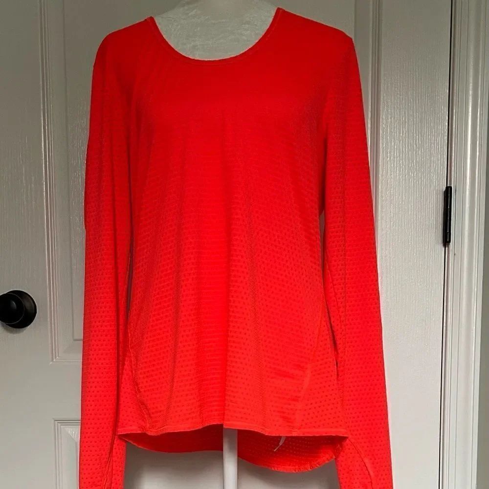Athleta Women’s Coral Long Sleeve Running Athletic Top Size Large